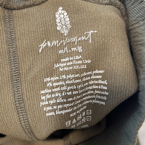 M/L Free People Movement Set - Picture 9 of 11